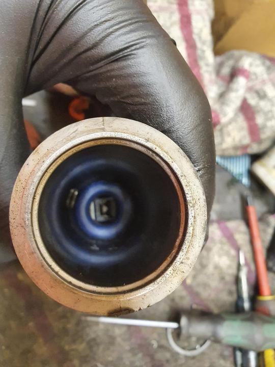 Nail stuck in Paslode IM65 cylinder