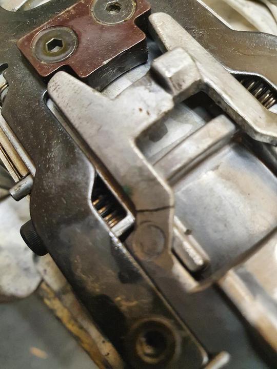 Cracked cylinder Makita GN600 